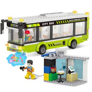 LEGO AUTOBÚS Y BENCINERA 330 PCS.
