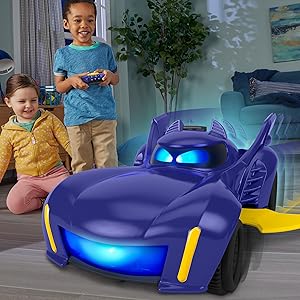 BATWHEELS TRANSFORMABLE A CONTROL REMOTO
