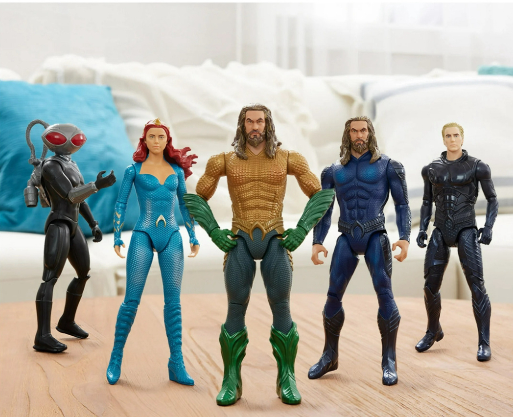 AQUAMAN AZUL 30 CMS DC - Imagen 4